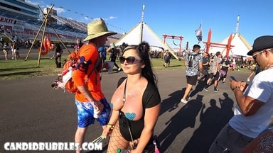 Candidbubbles #221