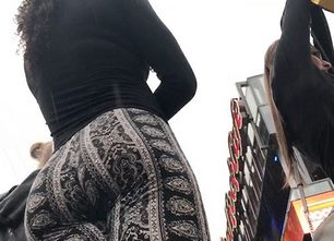 0011-mixed-girl-candid-creepshot-video-booty-jiggles-leggings-nice-booty-street-public-voyeur.MOV_20170801_154316.422-507x338-min