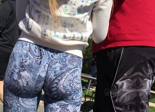 657-prev-Bubble-butt-leggings-jiggle-ass-shake-arse-culo-booty-public-candid-creepshot-blue-sexy-hidden-cam-507x338