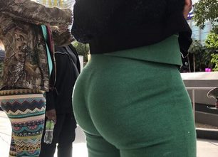 687-prev-Tight-sweatpants-booty-round-ebony-latina-candid-creepshot-culo-booty-butt-arse-round-donk-street-voyeur-507x338