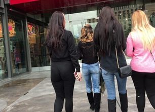 690-prev-italian-girl-candid-creep-video-hd-free-see-thru-sweatpants-booty-grande-culo-arse-big-street-507x338