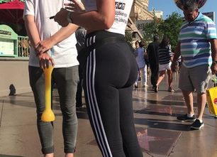 749-prev-leggings-blonde-candid-creepshot-video-high-quality-ass-big-culo-grande-507x338