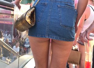 830-prev-candid-micro-skirt-too-short-oops-butt-hanging-out-ass-cheeks-voyeur-in-public-1012x675_2