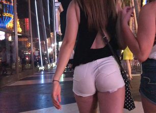 831-prev-booty-shorts-hot-girl-candid-public-white-shorts-blonde-shaking-ass-nice-shape-1012x675