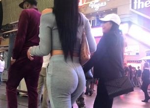867-prev-latina-ass-candid-latina-booty-super-booty-braless-nips-candid-voyeur-latina-street-booty-caught-861x574