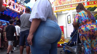 NYCandids Free Video #571