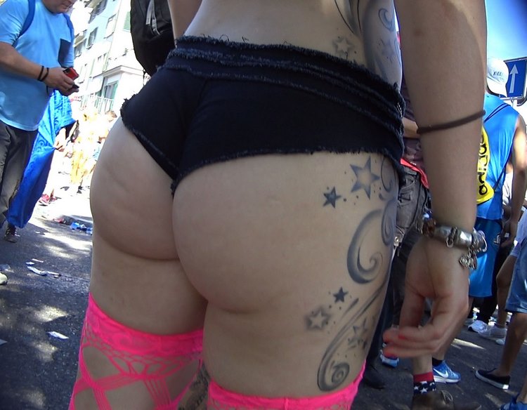 3 Festivass Ultra cheeky shorts