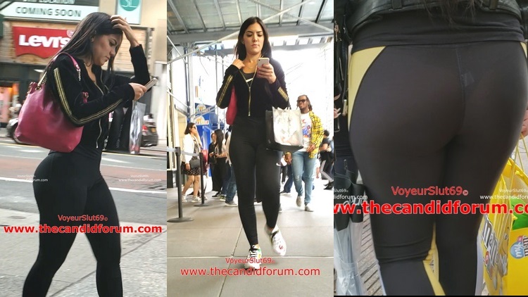 Voyeurslut69 Two Beautfiul Girls with Spandex Booty