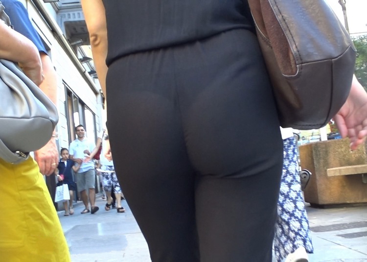 25 Festivass See through and thong