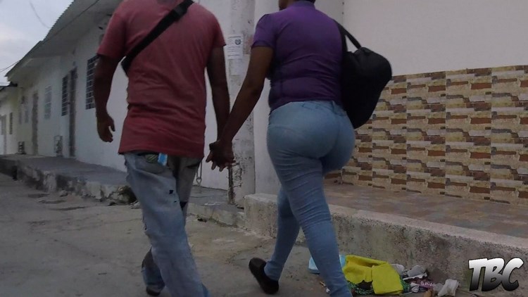 Thickbuttscandid Free Video 788 Brunette in Jeans