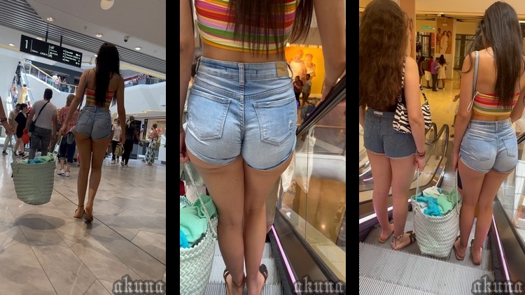 Amazing Teen with Mini Short Sexy Booty